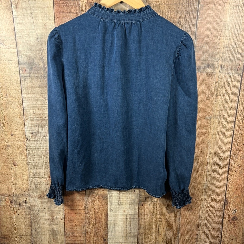 ana Soft Tencel Denim Blouse Medium M Ruffle Pearl Snap Western Lyocell Top - Picture 6 of 7